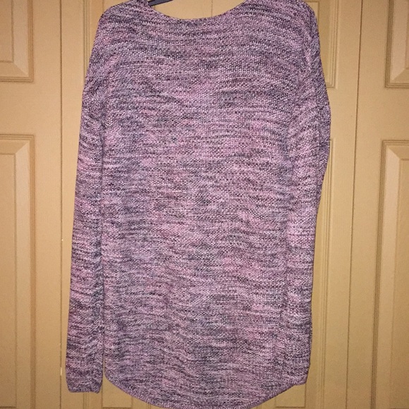 Women’s Long Knit Sweater - Picture 2 of 2